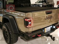 جيب جلاديتور